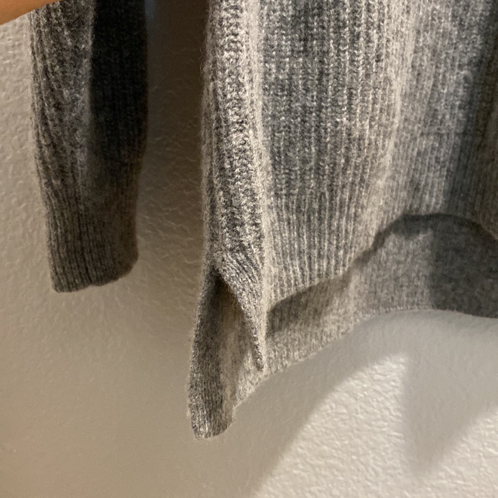 MADEWELL Lyle Rib Henley gray Sweater MA741, size Medium, NWOT - Picture 8 of 11